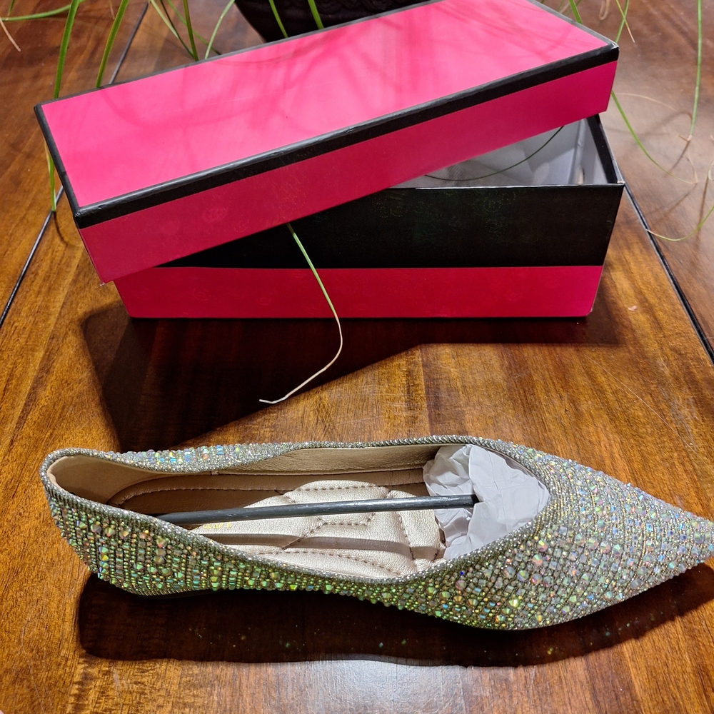 Elegant Rhinestone Embellished Flats